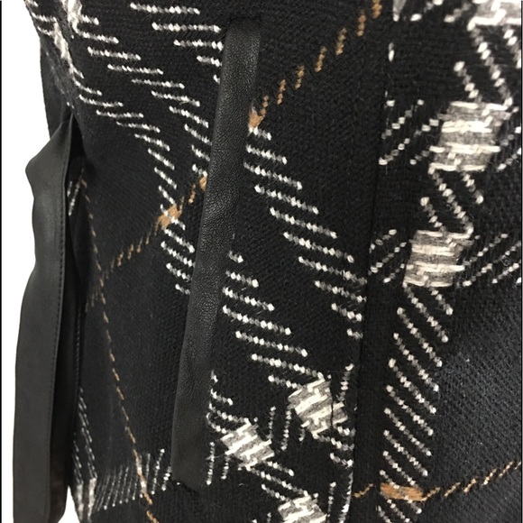 CAbi Women’s Grid Vest Black Plaid Moto Pockets M - Picture 5 of 8